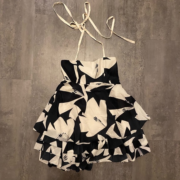 Alice + Olivia Dresses & Skirts - Alice & Olivia Sz Sm Floral Dress